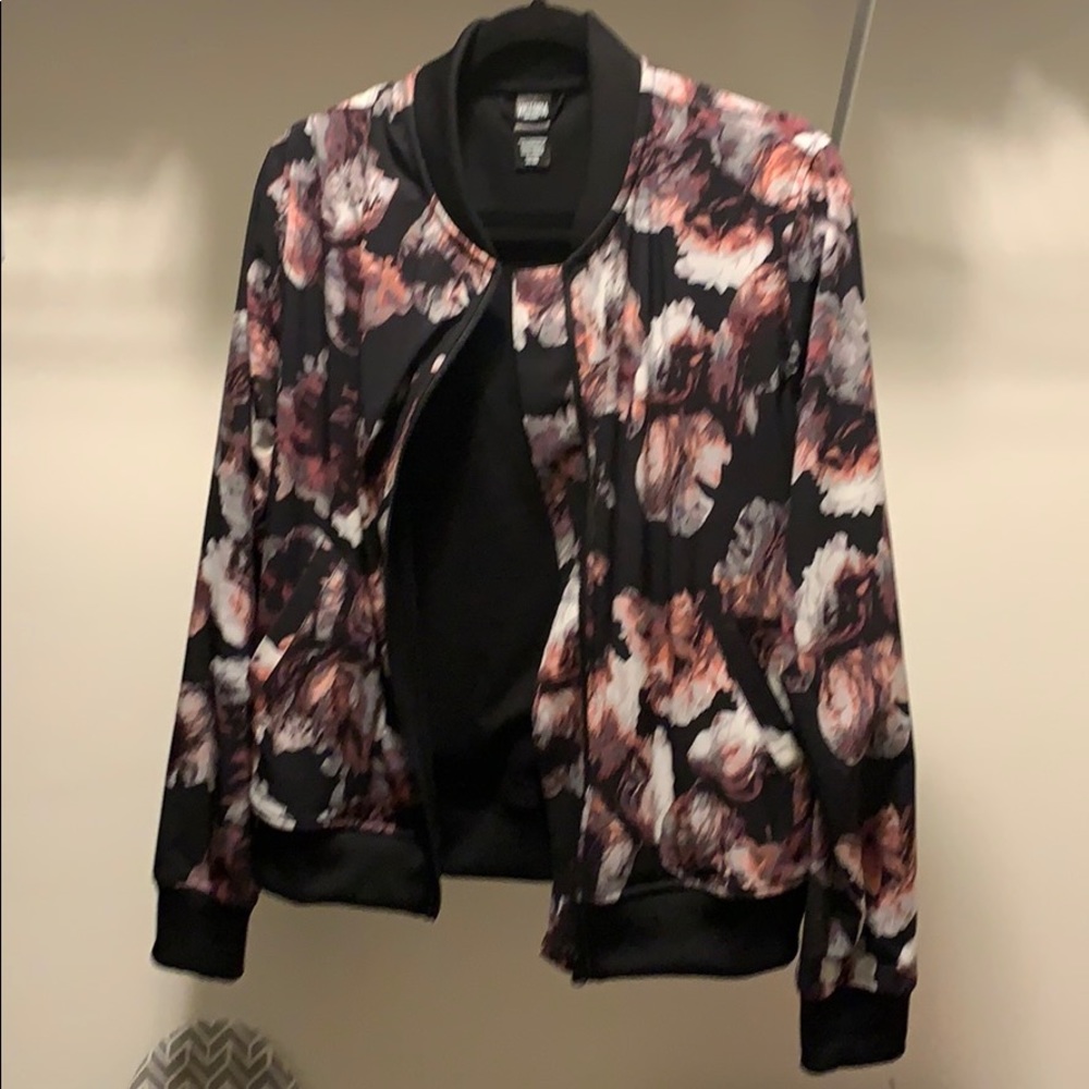 VS Sport Track Jacket